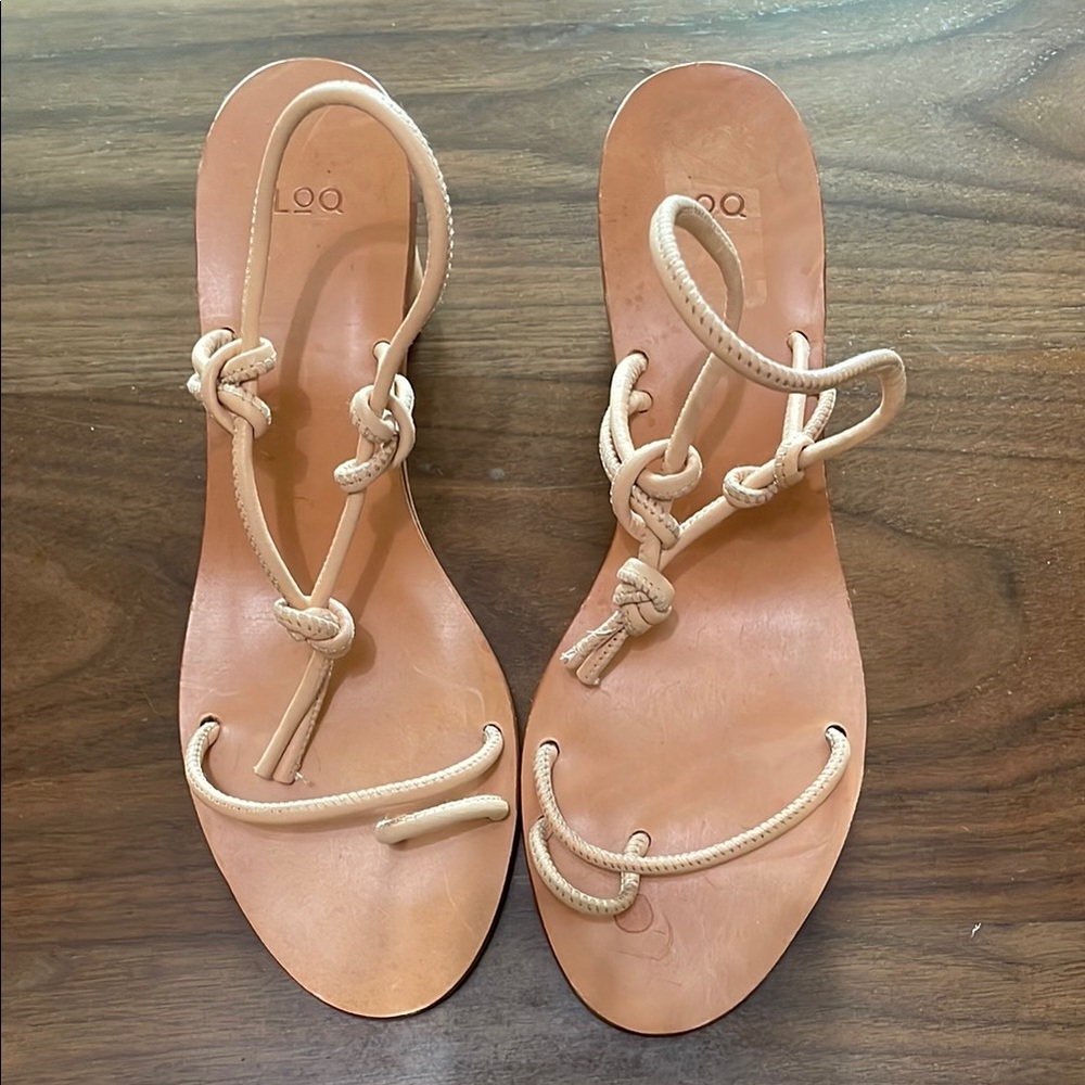 LOQ Beige Leather Knot Strap Sandals